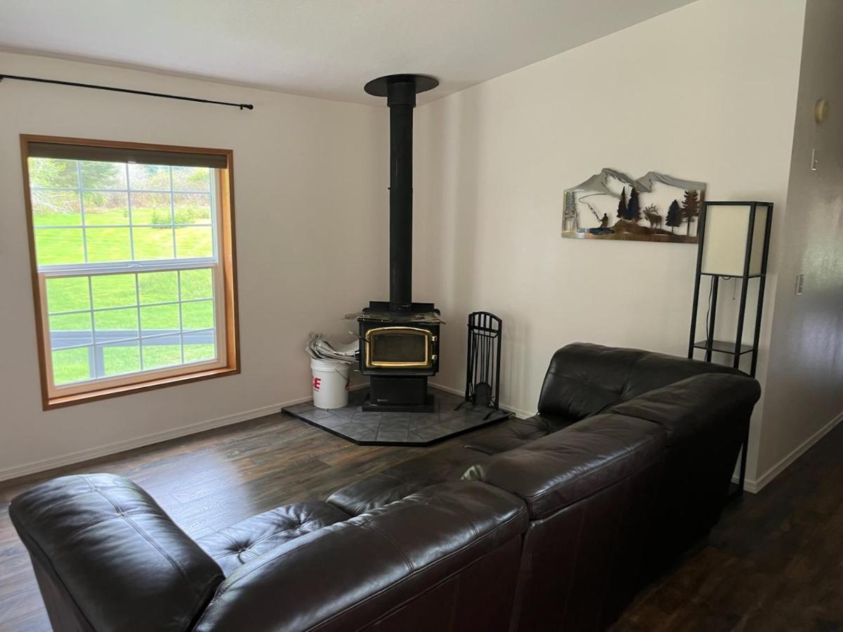 A Relaxing Getaway-A Backwoods Cabin Solduc River Beaver Exterior foto
